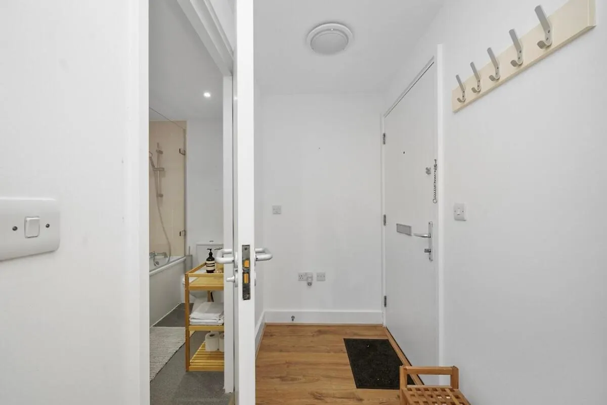 Modern Apt In Canary Wharf Business Hub 伦敦 0*,  英国