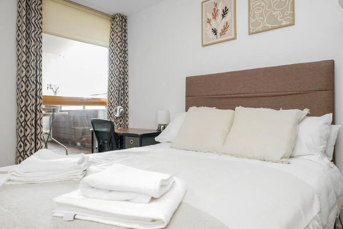 Apartment Modern Apt In Canary Wharf Business Hub London